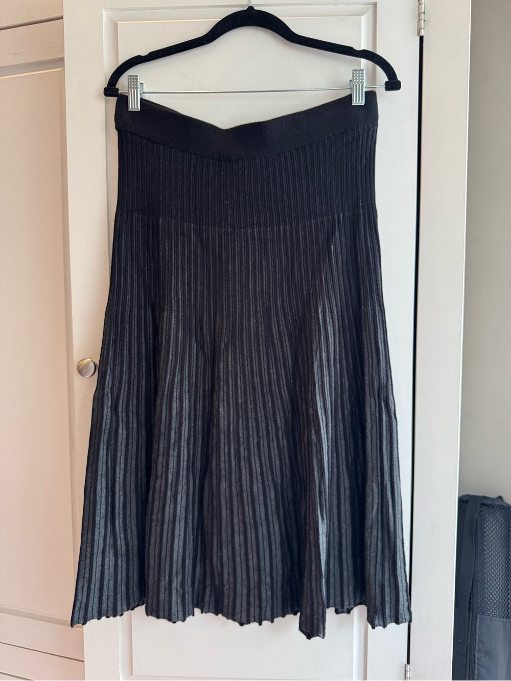 Max Studio Black Pleated Knit Midi Skirt